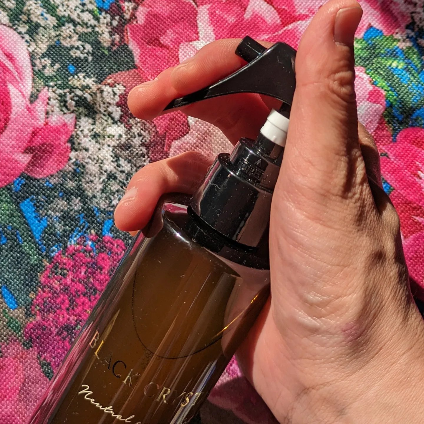 ニュートラルケアミスト/BLACK CRYSTAL/アウトバストリートメントを使ったクチコミ（3枚目）