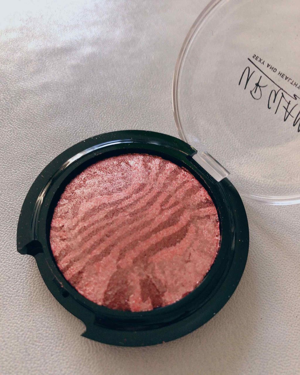 UR GLAM　EYE & CHEEK COLOR/U R GLAM/単色アイシャドウを使ったクチコミ（2枚目）