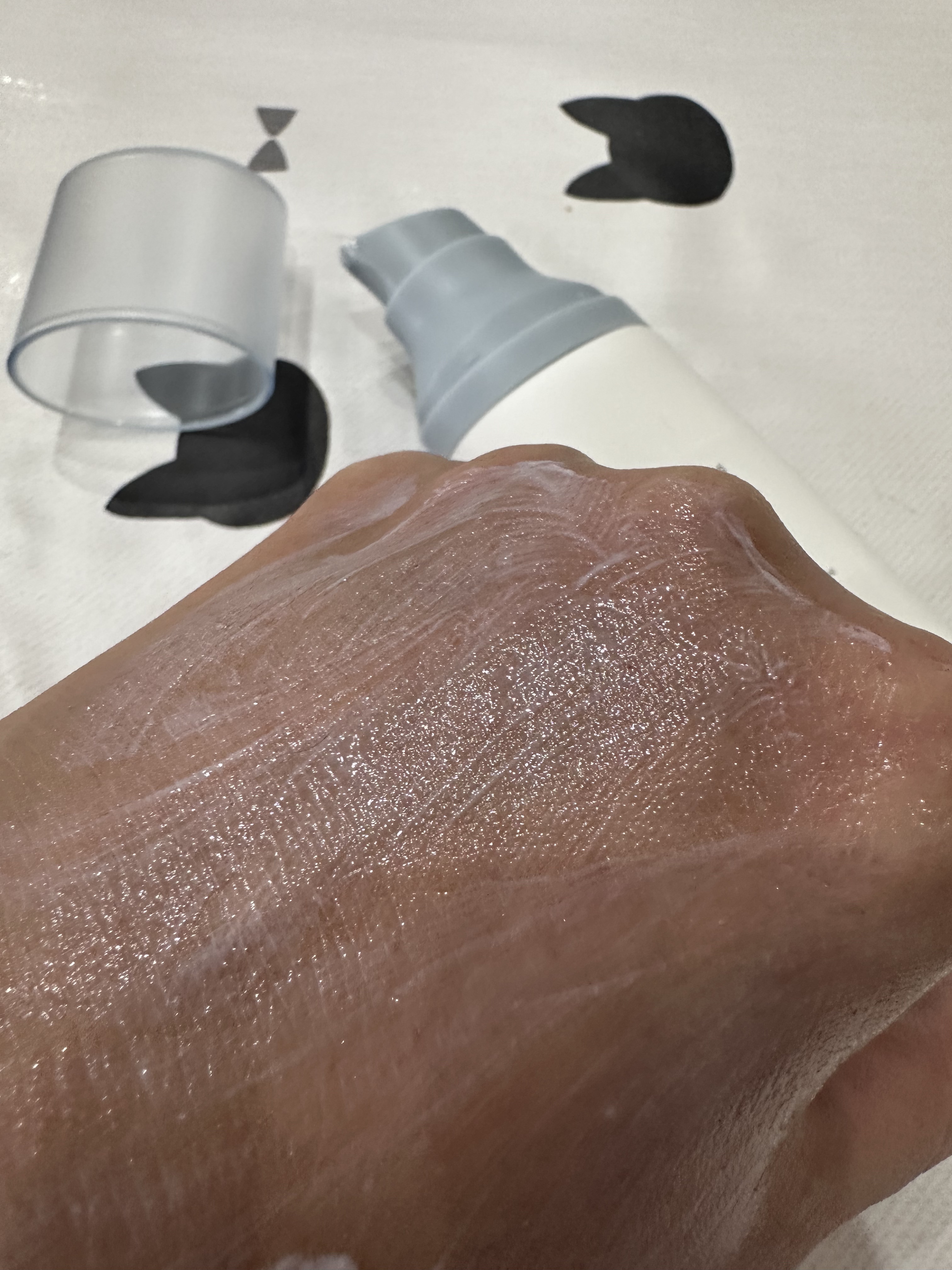 ヒアルーシカ ウォーターフィット サンセラム/SKIN1004/日焼け止めローションを使ったクチコミ（2枚目）