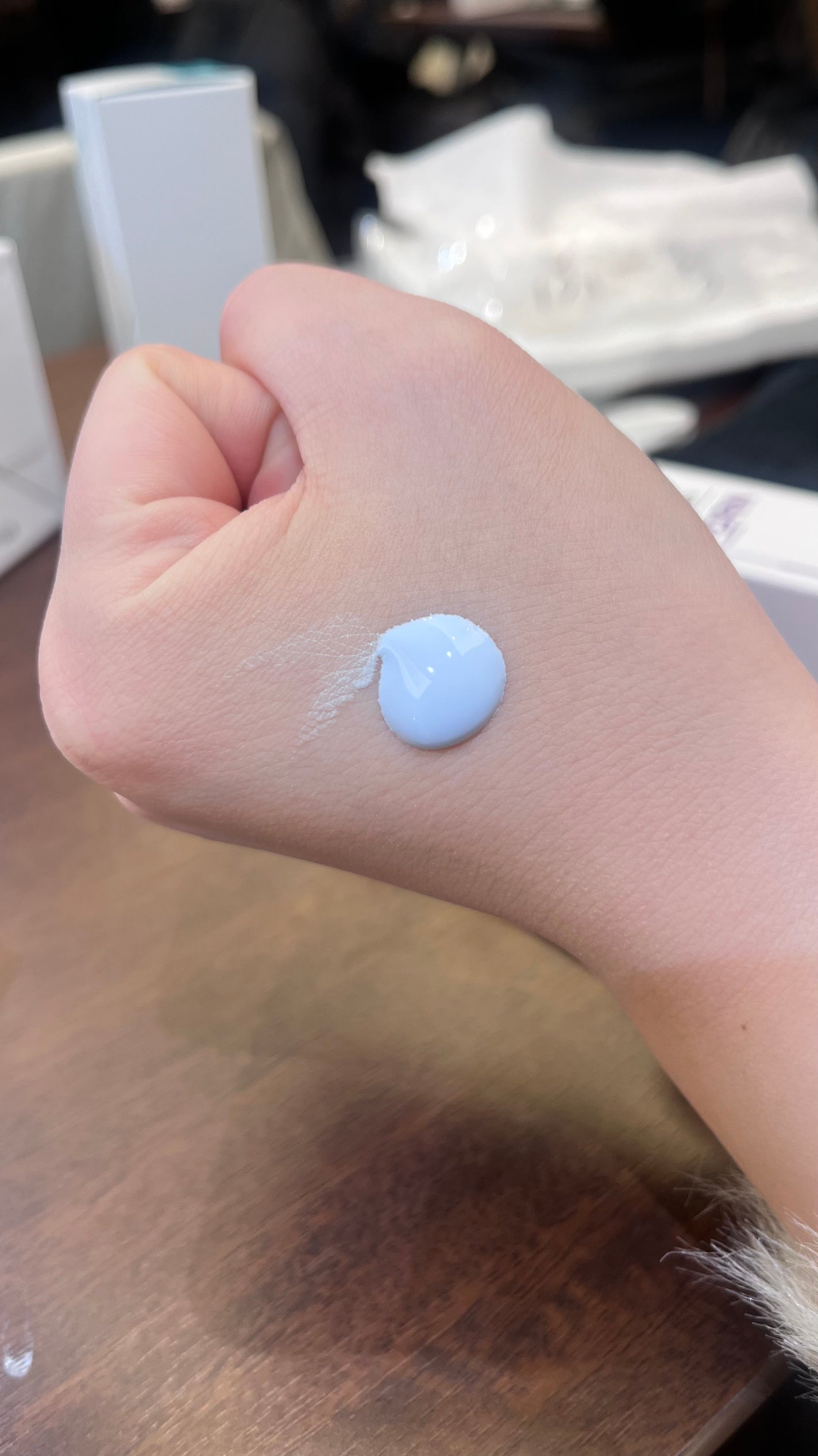 ちいさん on LIPS 「崩れない‼️保湿重視‼️💗✨VDLトーンステインカラーコレクテ..」(2枚目)