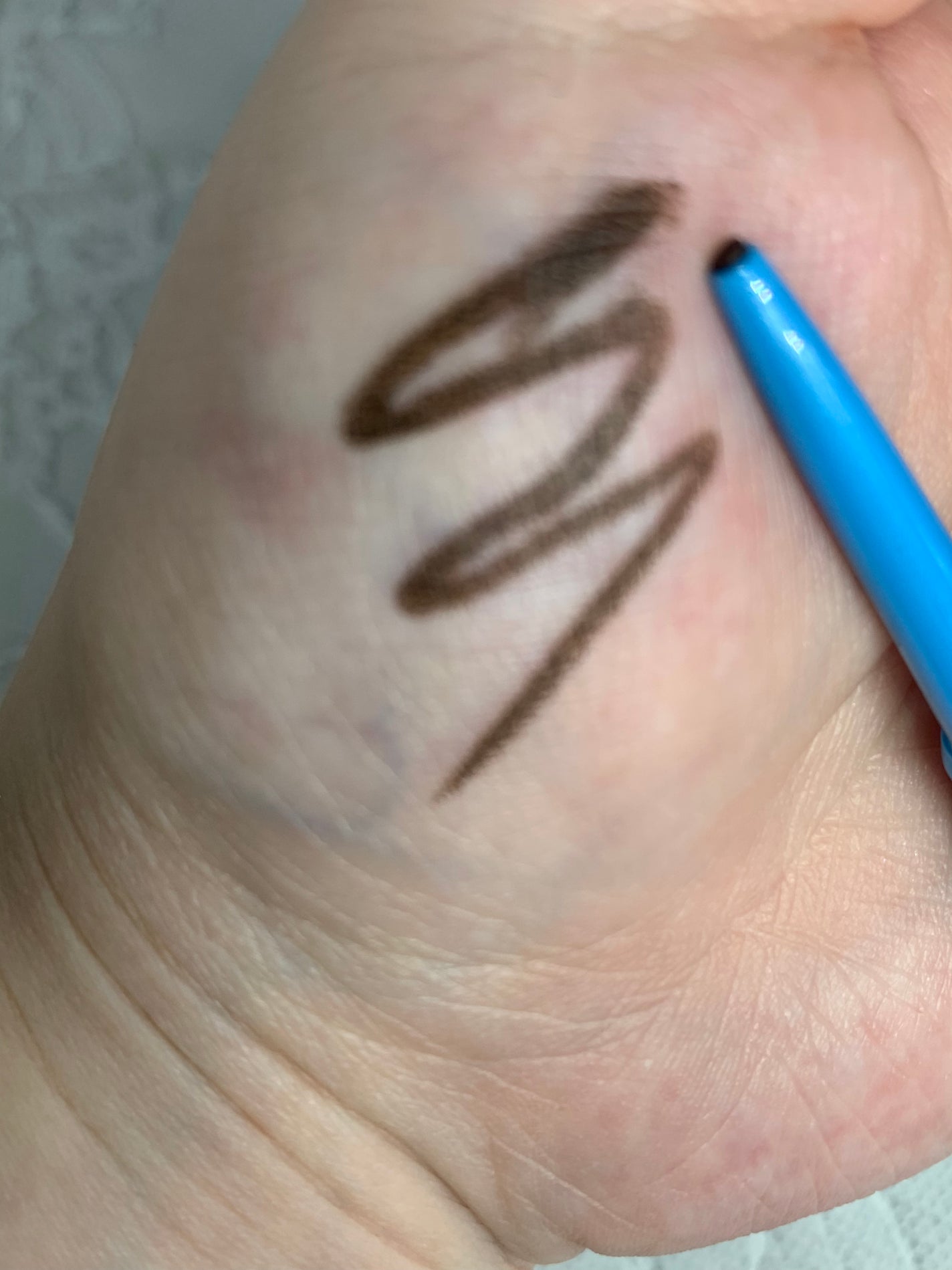 「密着アイライナー」極細クリームペンシル/デジャヴュ/ペンシルアイライナーを使ったクチコミ(3枚目)