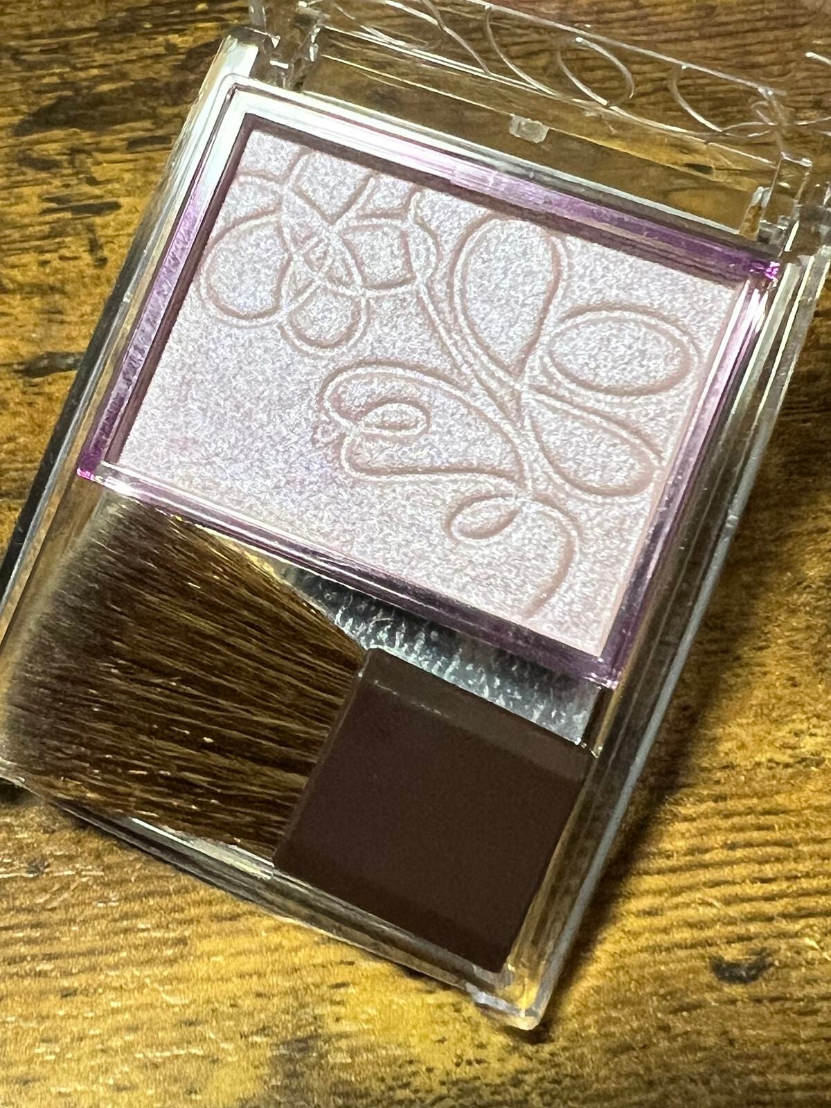 パールグロウニュアンサー/CEZANNE/パウダーハイライトを使ったクチコミ(2枚目)