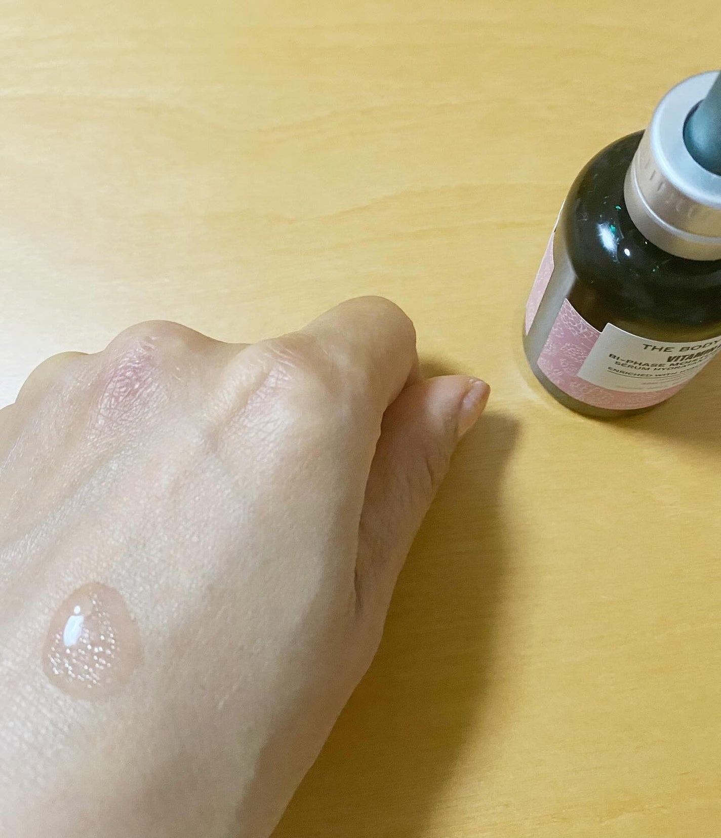 E バイフェイズ モイスチャーセラム/THE BODY SHOP/美容液を使ったクチコミ(3枚目)