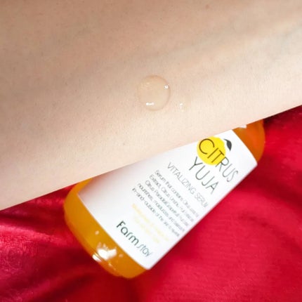 シトラスゆずバイタライジングアンプル/Farmstay/美容液を使ったクチコミ(7枚目)