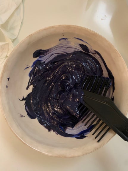 黑丸 on LIPS 「デビルズトリックで染めてみた!と、いうわけで、ブリーチ3回のズ..」(5枚目)