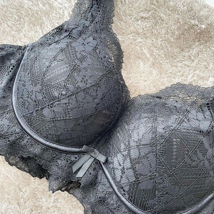 ðããŒããð¿âšãã©ãã100 on LIPS ã.@lingerie_neutralæ§ã®ããã«ã¬ãŒã¹ãã³ã¯ã€ã€..ãïŒ4æç®ïŒ