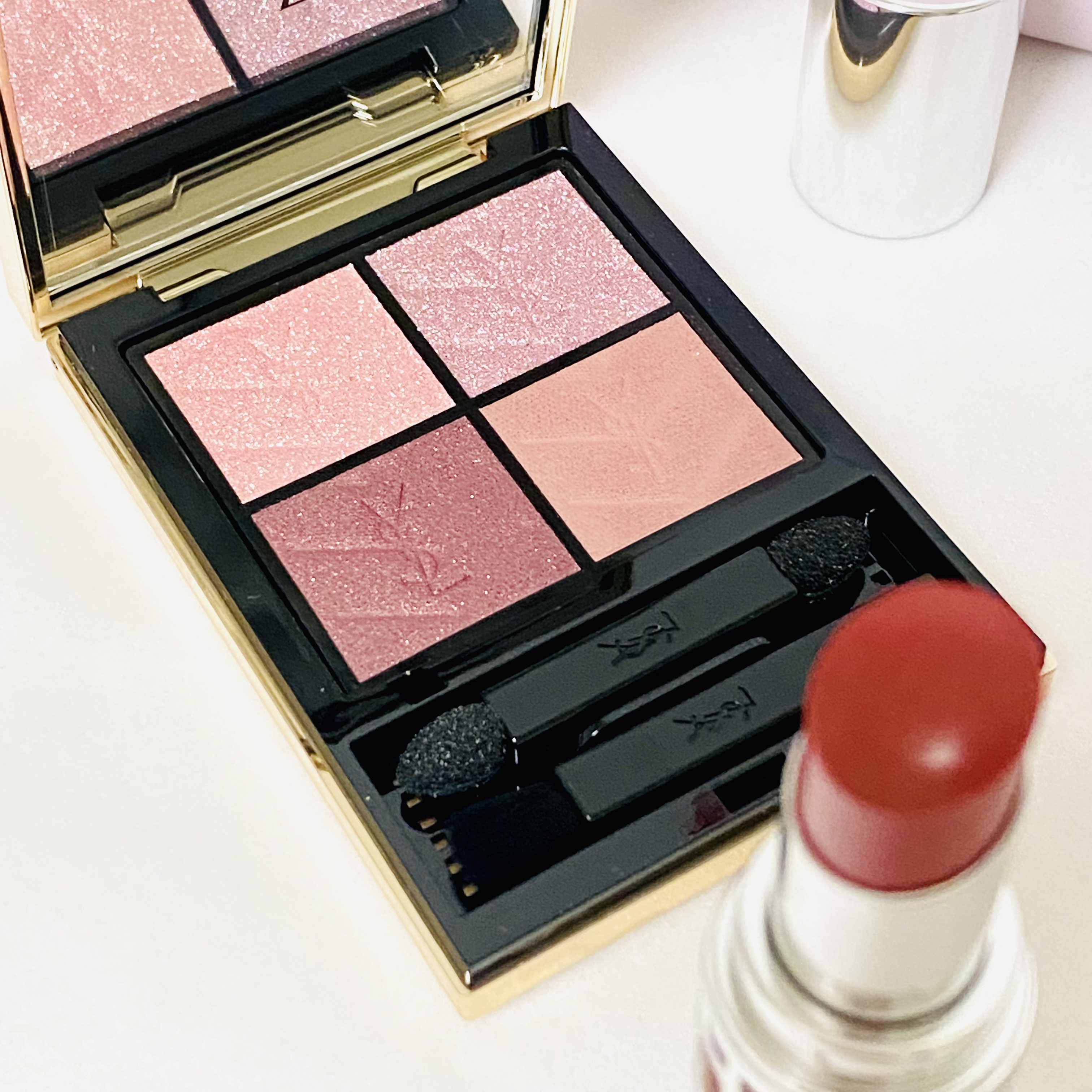 クチュール ミニ クラッチ/YVES SAINT LAURENT BEAUTE/アイシャドウパレットを使ったクチコミ（2枚目）