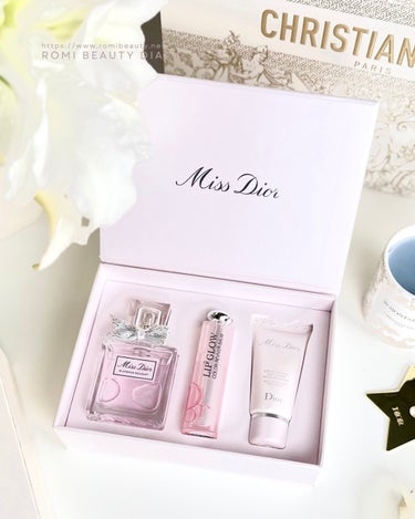 Dior 【旧】ミス ディオール コフレのクチコミ「Dior クリスマスコフレ2023 購入品💐

#ミスディオールブルーミングブーケ でアイテム.....」（2枚目）