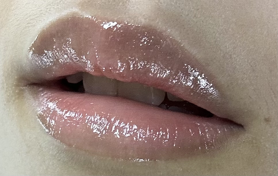 エッセンス リッププランパー BE300 ベージュピンク/Visée/リッププランパーを使ったクチコミ（1枚目）