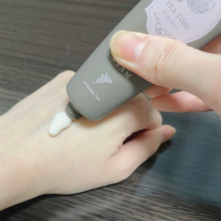 ハンドクリーム ジャスミンティーの香り/BIBIDAY/ハンドクリームを使ったクチコミ(2枚目)