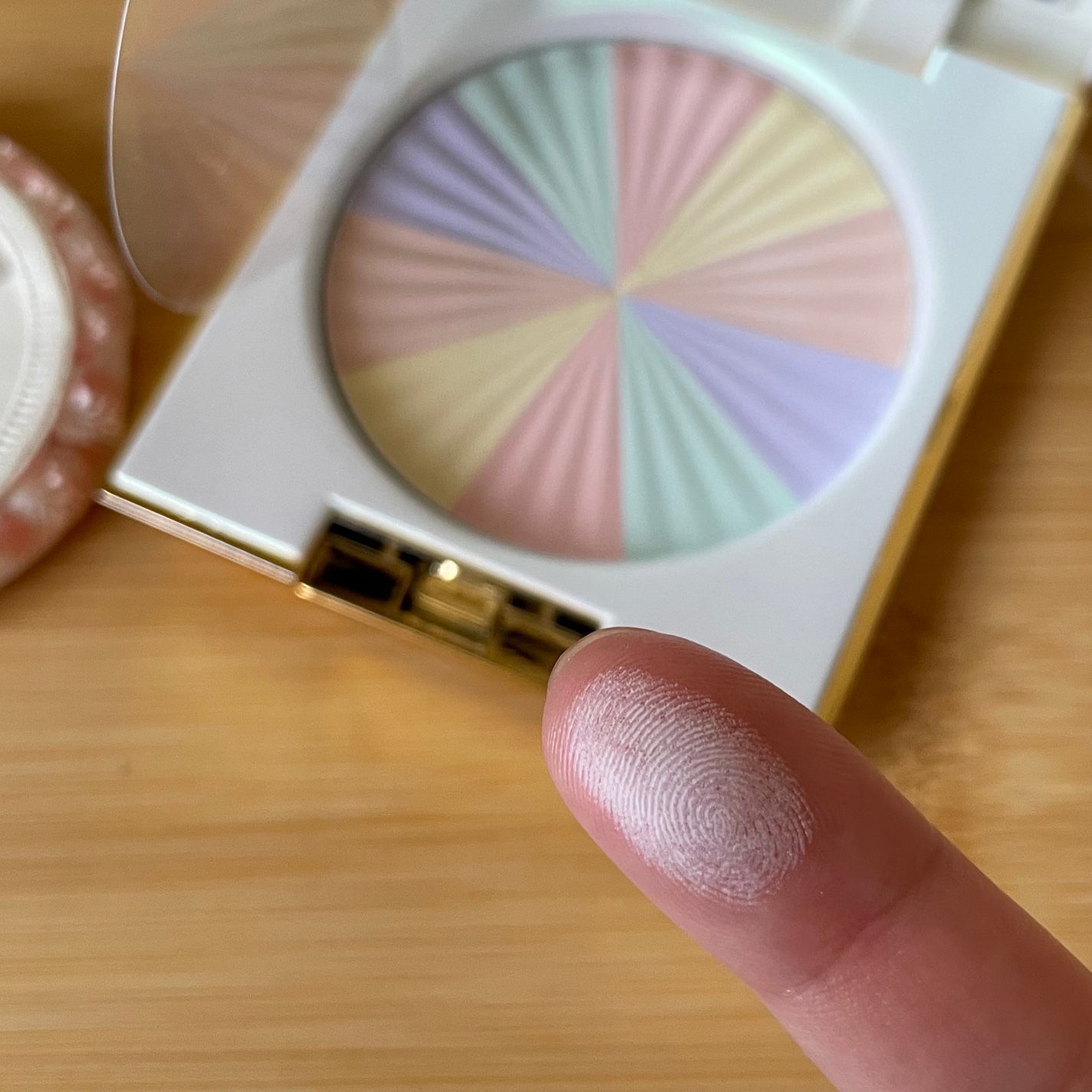 milk on LIPS 「______________________________..」(5枚目)