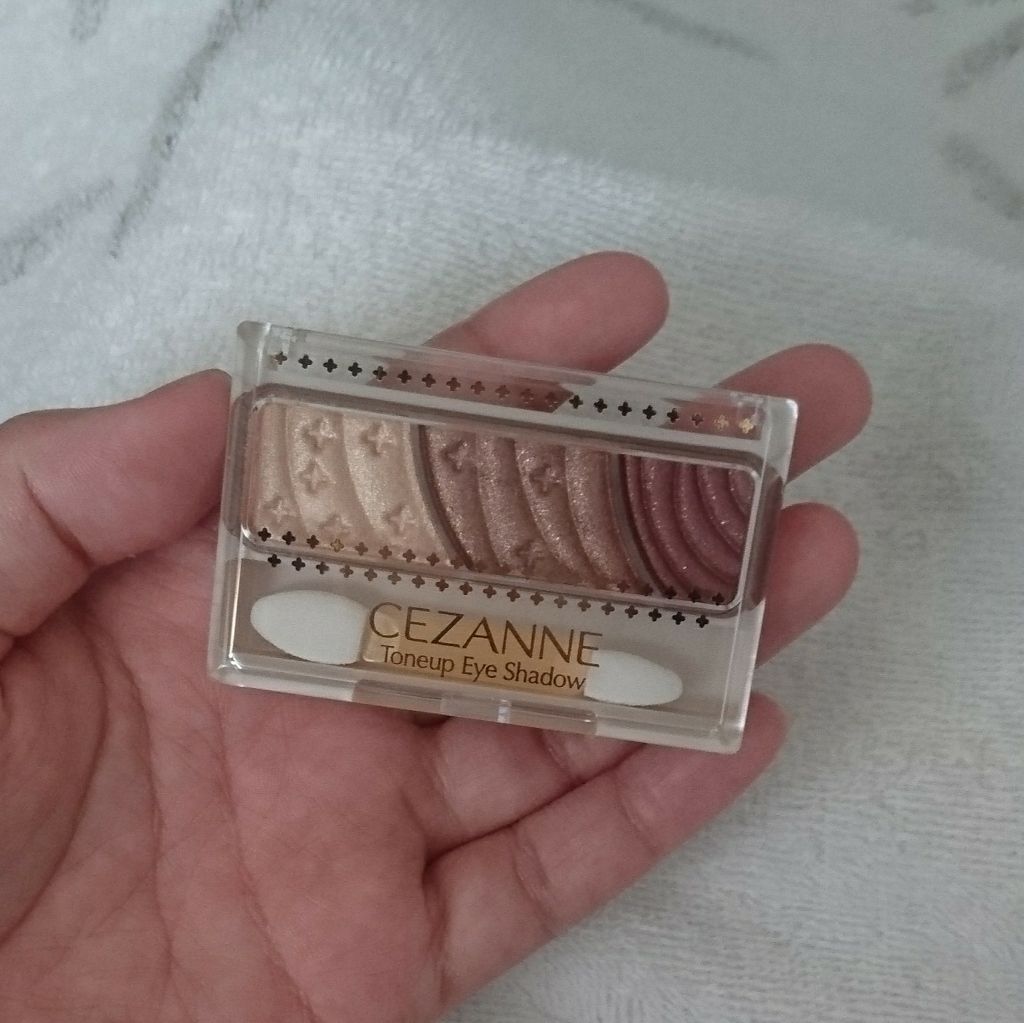 トーンアップアイシャドウ/CEZANNE/アイシャドウパレットを使ったクチコミ（1枚目）