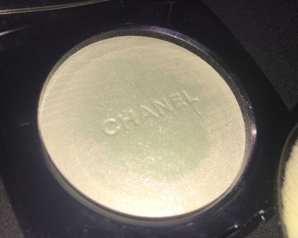 プードゥル ルミエール/CHANEL/パウダーハイライトを使ったクチコミ(2枚目)