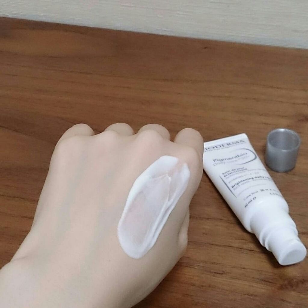 ピグメンビオ デイリーUVケア ホワイト SPF50＋/PA++++/ビオデルマ/化粧下地を使ったクチコミ（2枚目）