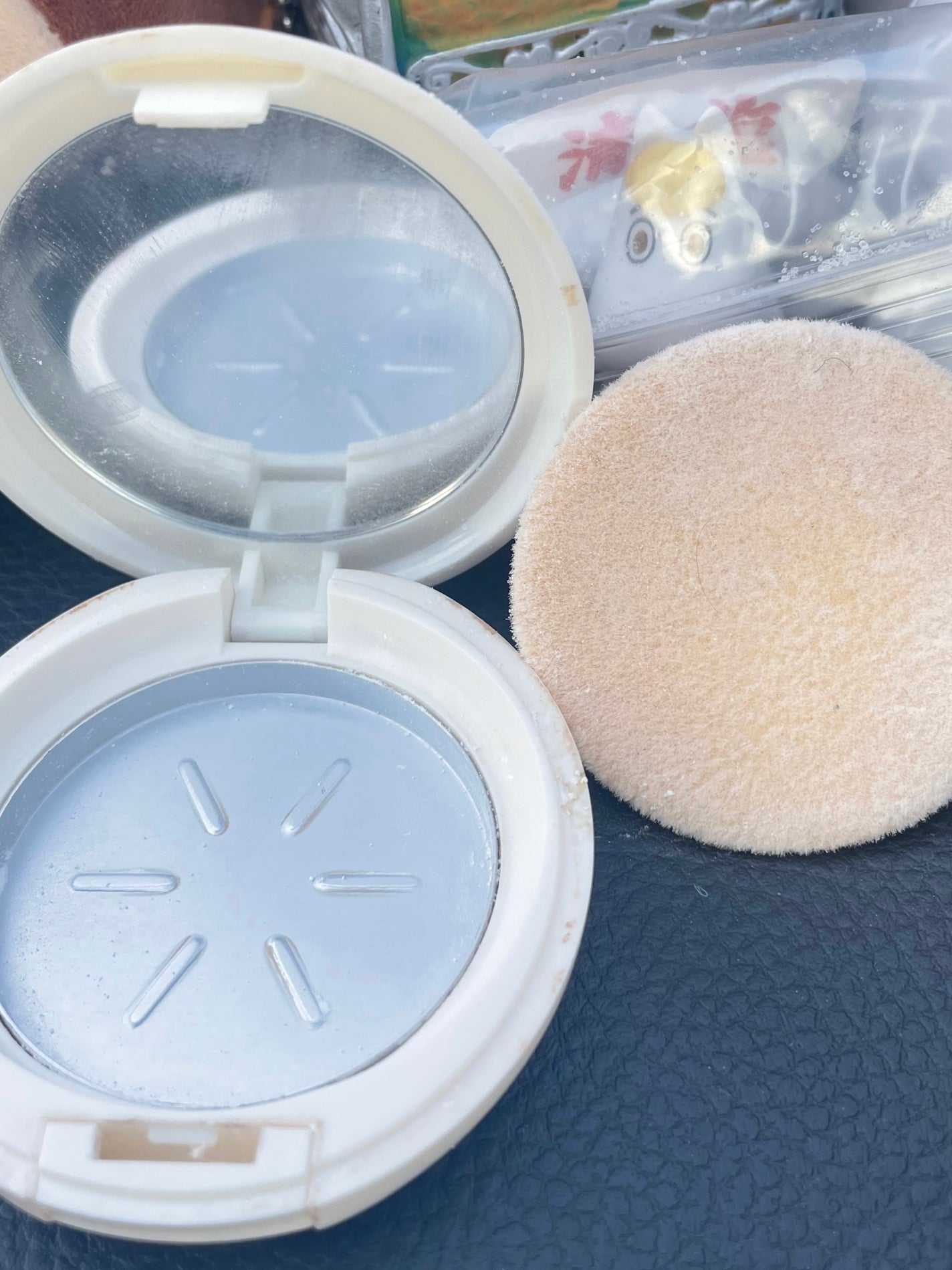 アクメディカ 薬用 フェイスパウダー クリア N/ナリスアップ/プレストパウダーを使ったクチコミ(2枚目)