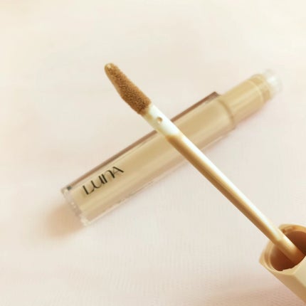 ロングラスティングチップコンシーラーフィックシングフィット/LUNA/リキッドコンシーラーを使ったクチコミ(2枚目)