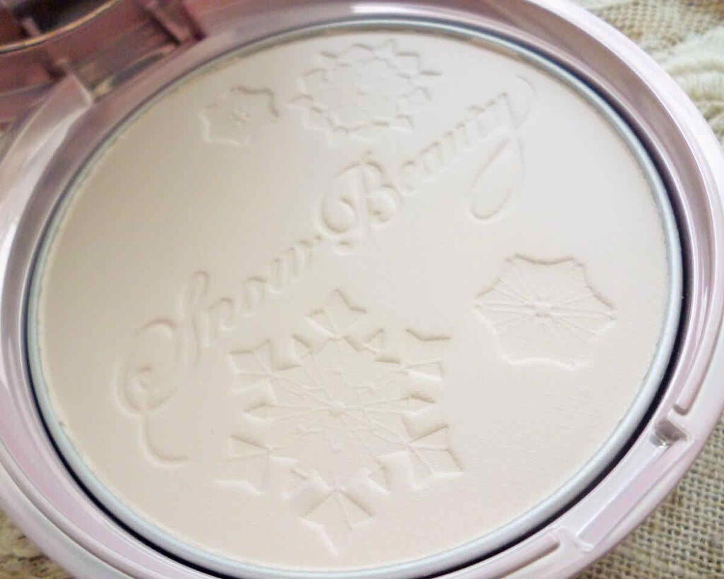 スノービューティー ホワイトニング フェイスパウダー 2020/スノービューティー/プレストパウダーを使ったクチコミ(3枚目)