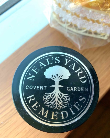 ワイルドローズビューティバーム/ニールズヤード レメディーズ/フェイスバームを使ったクチコミ(2枚目)