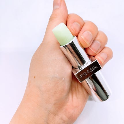 リップ バーム オプティマイジング ケア/PRADA BEAUTY/リップバームを使ったクチコミ(4枚目)