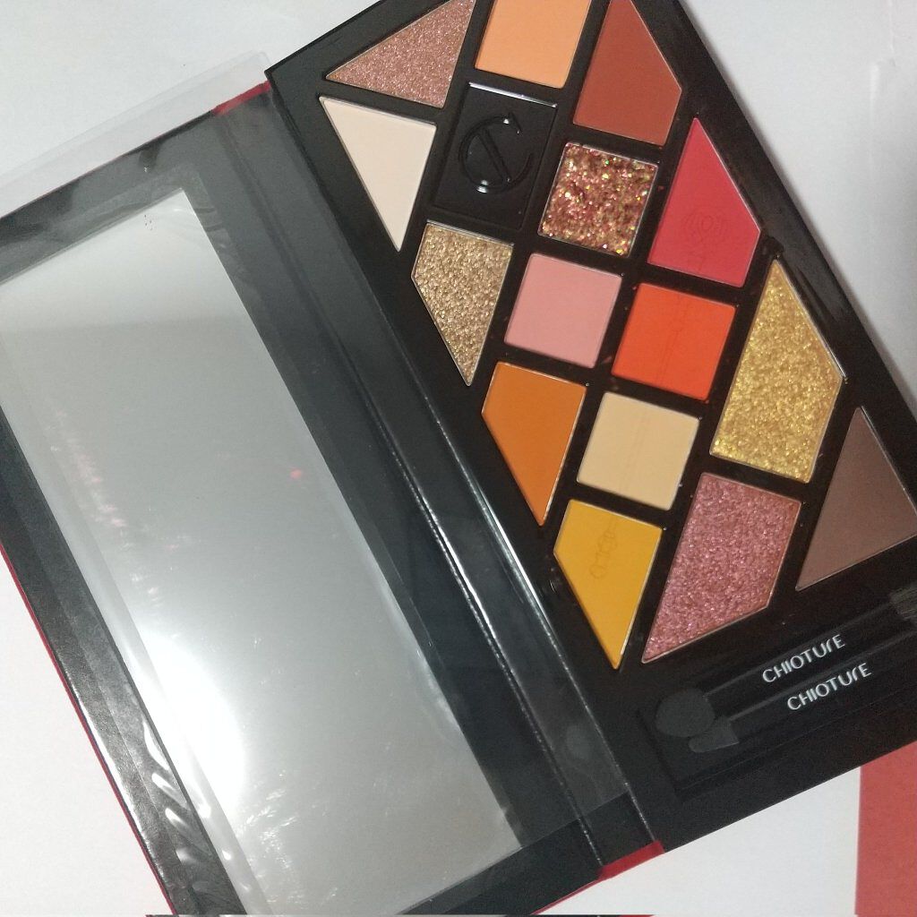 UNLIMITED TAROT/CHIOTURE/アイシャドウパレットを使ったクチコミ（3枚目）