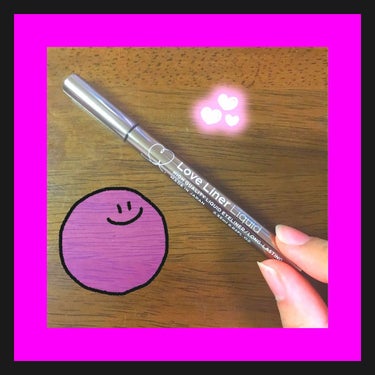 こんばんは！ひよこです🐤ﾋﾟｰ

本日は私のお気に入りのアイライナー

〜Love Liner Liquid〜
ダークブラウン

▫️良い点
落ちにくい
滲まない！
→たとえ落ちても汚くならない
描きや