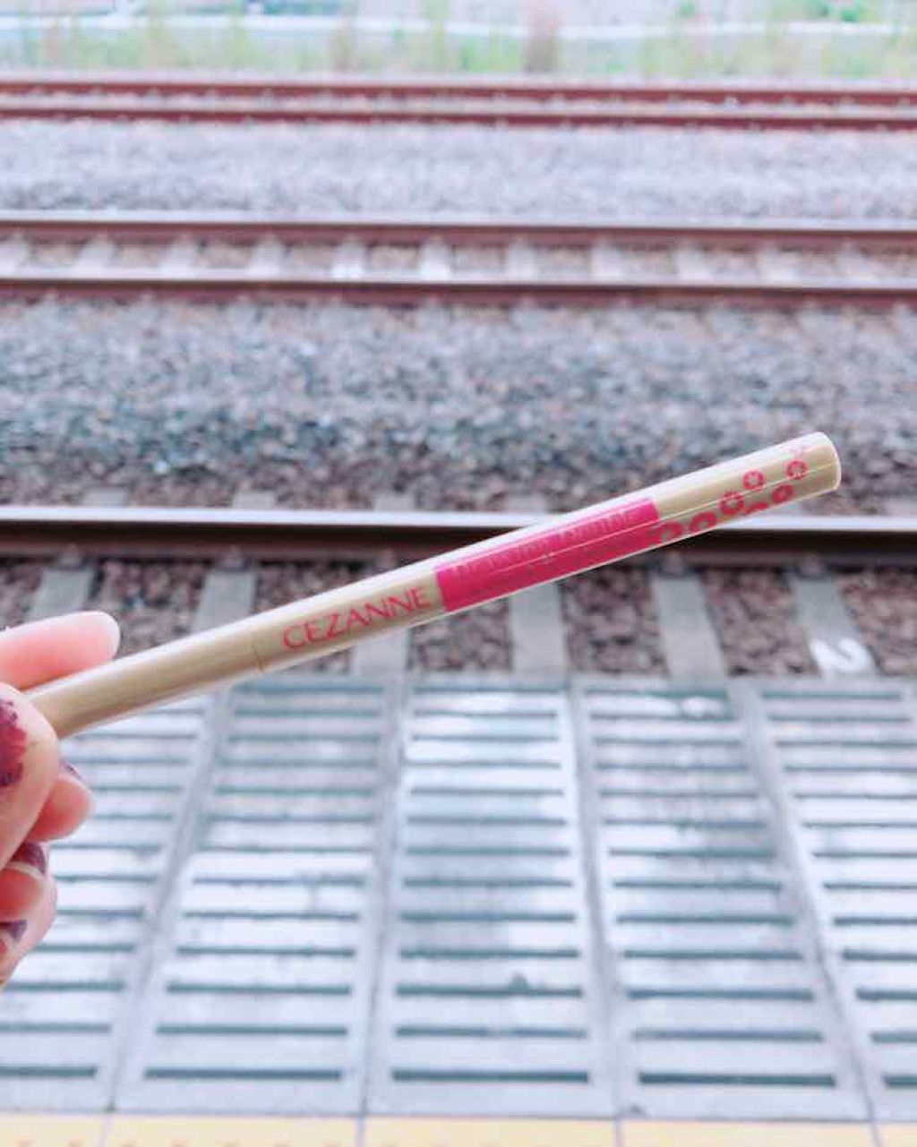 描くふたえアイライナー/CEZANNE/リキッドアイライナーを使ったクチコミ（1枚目）