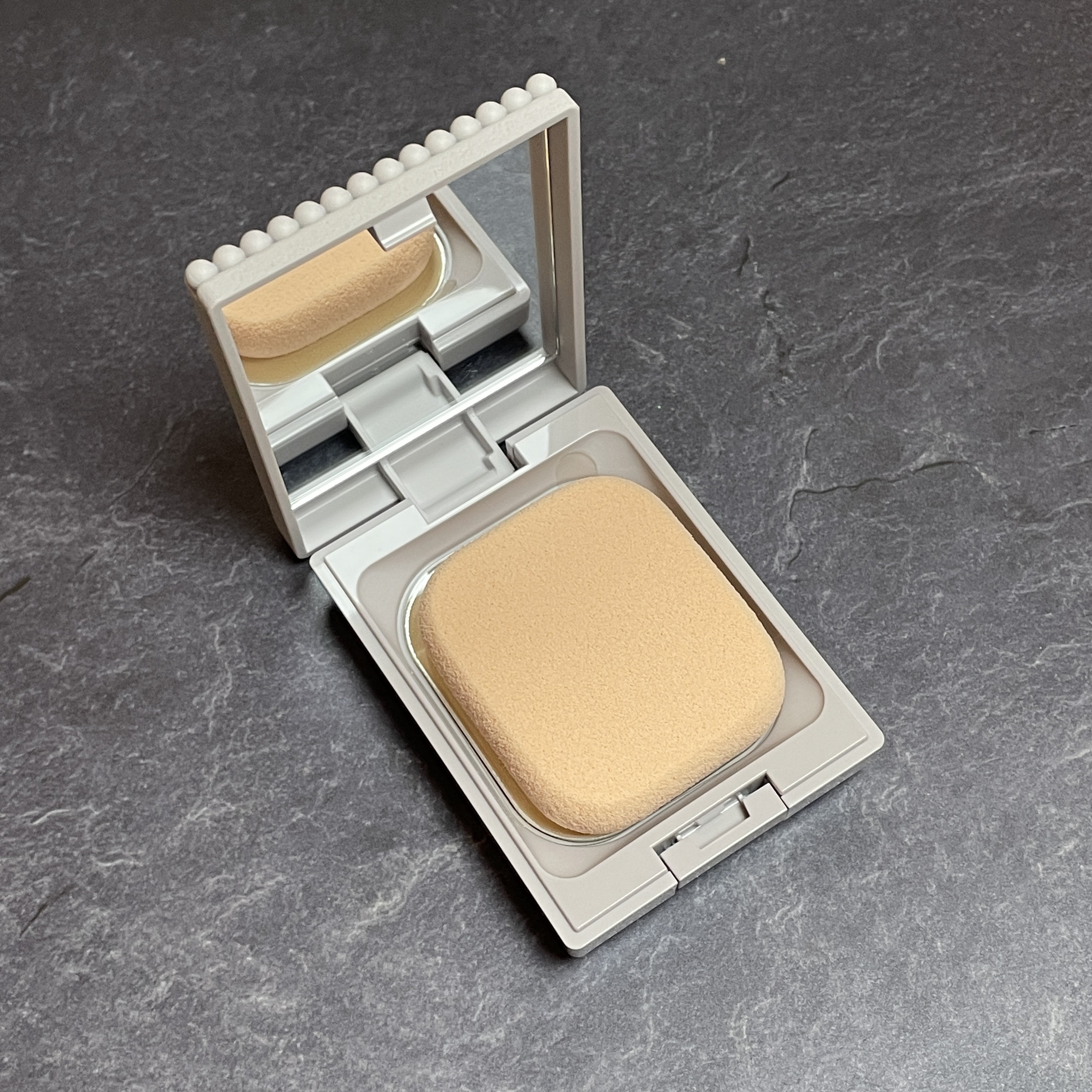 アルビオン シュクルホワイト パウダレスト/ALBION/プレストパウダーを使ったクチコミ（3枚目）