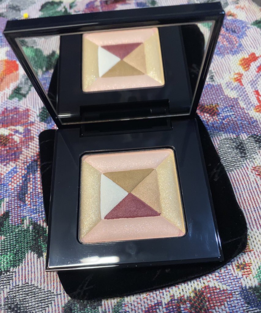 コンスピキュアス アイズ リミテッドコレクション b/Amplitude/単色アイシャドウを使ったクチコミ（2枚目）