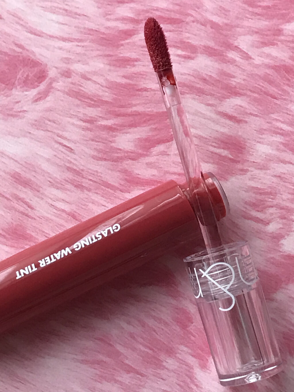 グラスティングウォーターティント/rom&nd/リップティントを使ったクチコミ（2枚目）