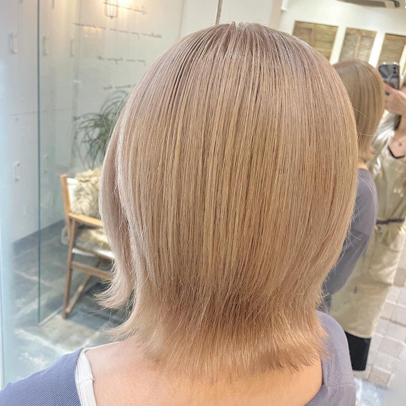 tsugumi on LIPS 「ミルクティーベージュ🧡ハイトーンcolor🤍と髪質改善ULTO..」(1枚目)