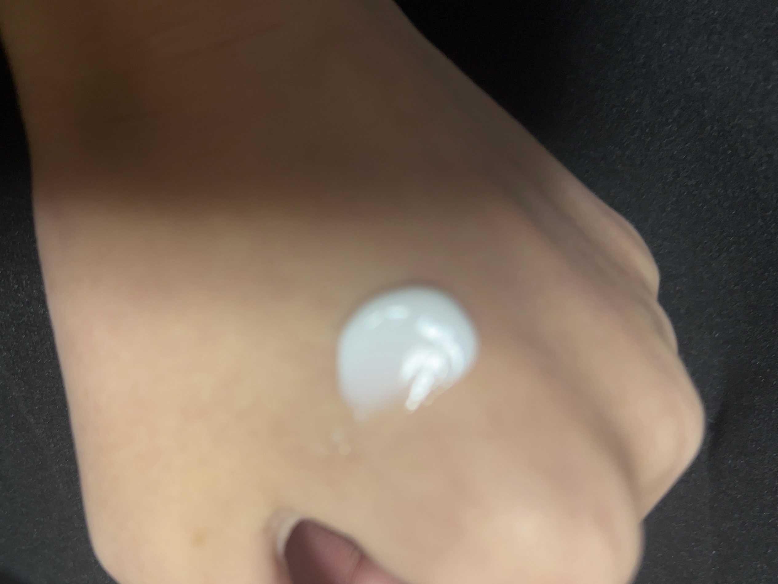 薬用ナイトパック/IHADA/フェイスクリームを使ったクチコミ（2枚目）