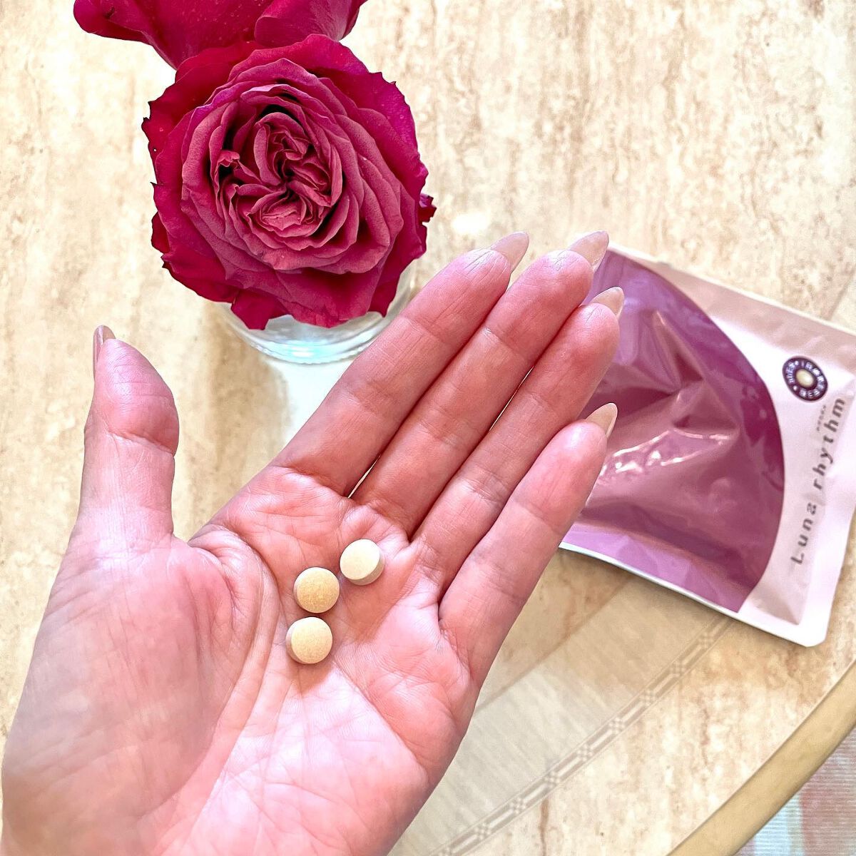 ルナリズム ラクトフェリン＋葉酸/メニコン/美容サプリメントを使ったクチコミ（2枚目）