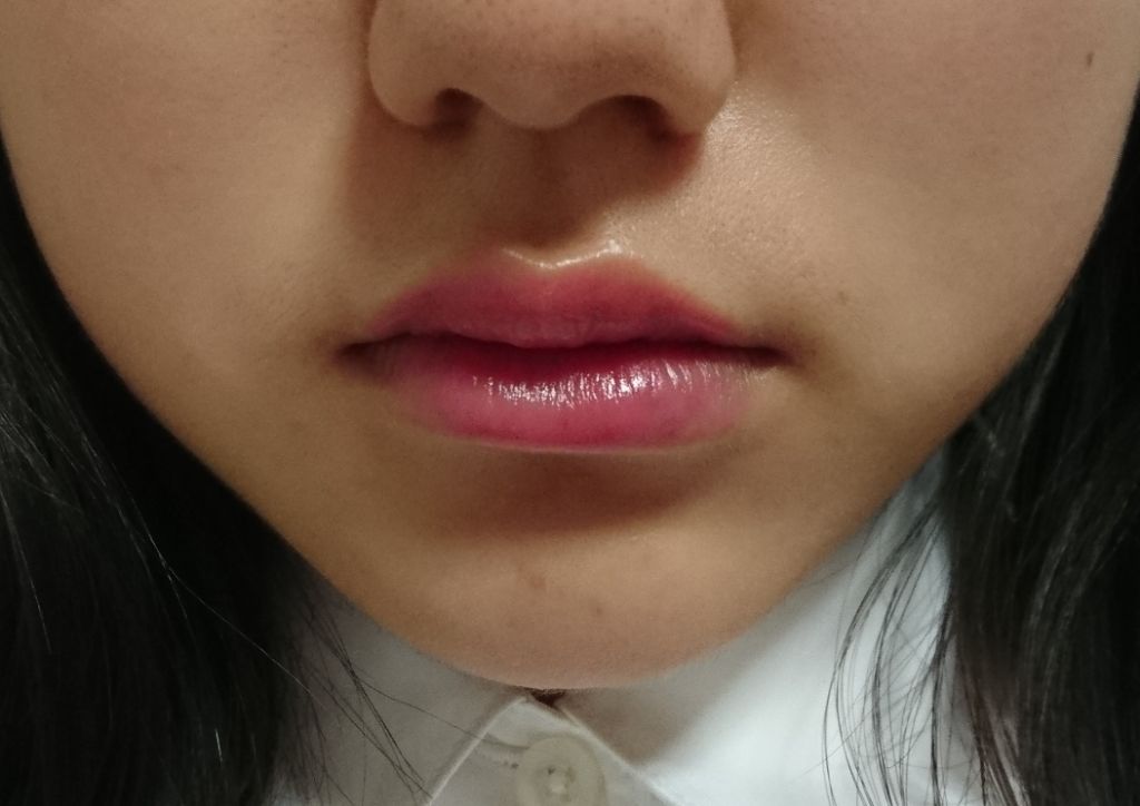 ハートウィンドウリップティントオイルタイプ/VAVI MELLO/リップグロスを使ったクチコミ（2枚目）