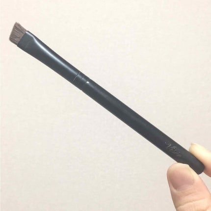 Visée リシェ アイブロウブラシのクチコミ「限定で出ていたアイブロウブラシ。
何店舗か回ってゲットした記憶があります。
カラーリングアイ.....」(1枚目)