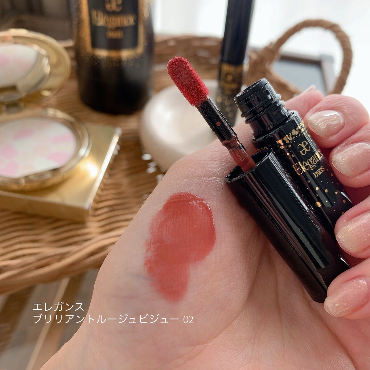 ラ プードル オートニュアンス/Elégance/プレストパウダーを使ったクチコミ(4枚目)