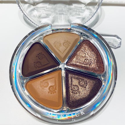 MAFFICK bloom mix petal eye shadow