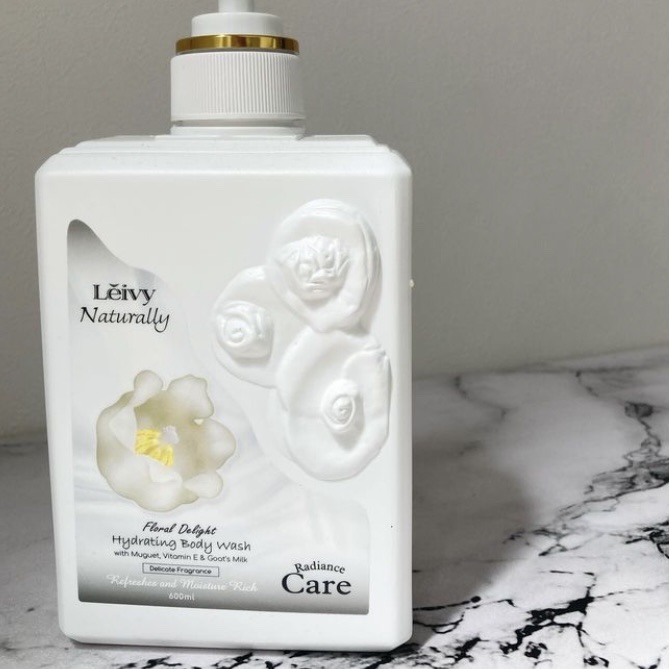 ラディアンスボディシャンプー ミュゲ（スズラン）/Leivy/ボディソープを使ったクチコミ（3枚目）