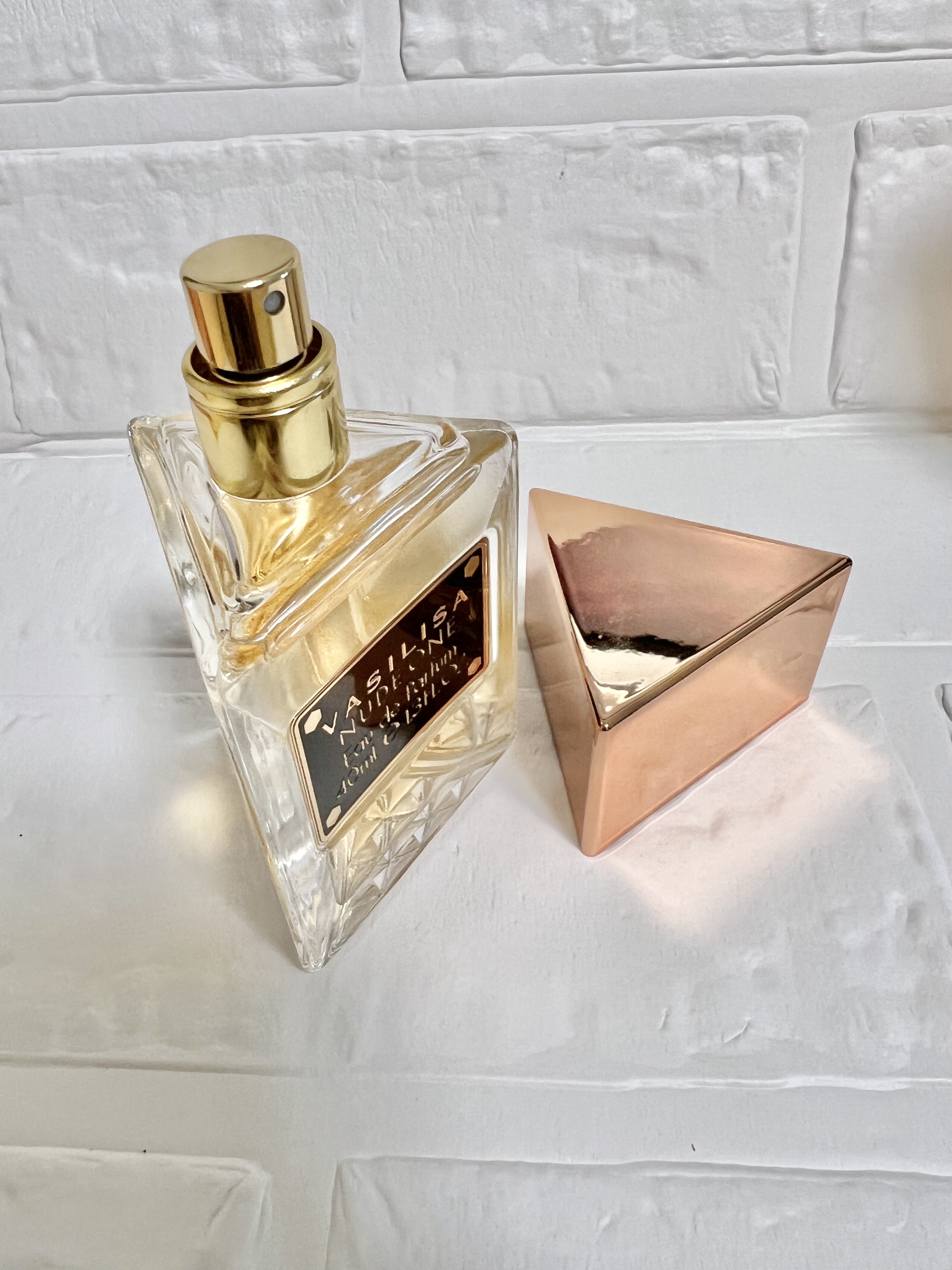 ヌード ワン オードパルファム/ヴァシリーサ/香水(レディース)を使ったクチコミ（2枚目）