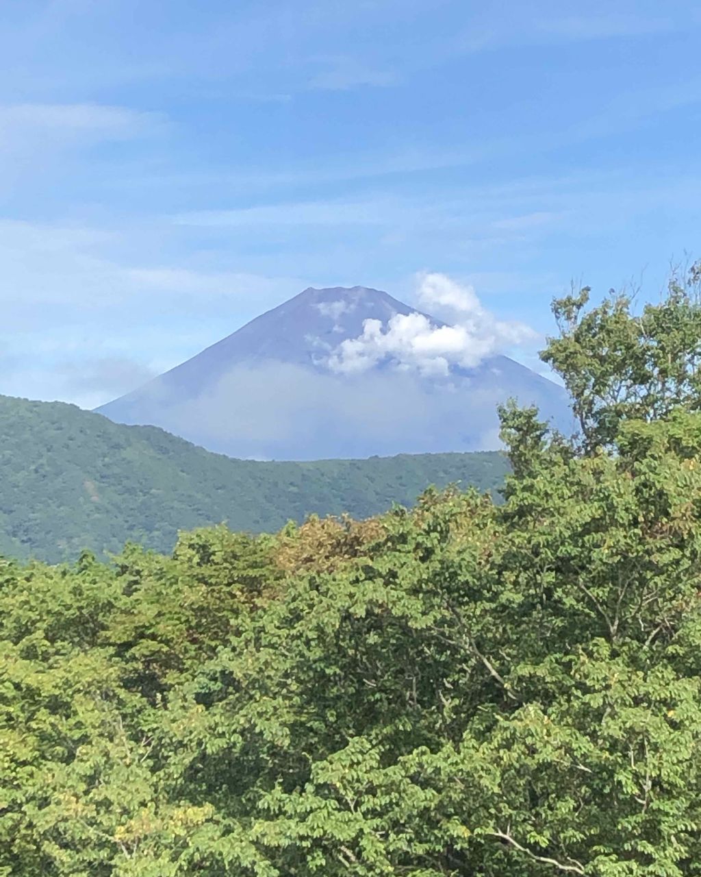 いーりゃん☆ on LIPS 「残暑お見舞い申し上げます。雑談です。毎日暑い💦😵ですね。最近始..」(1枚目)