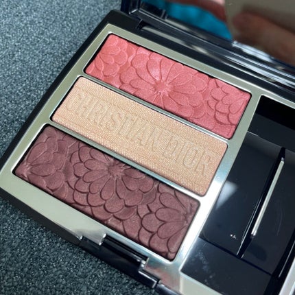 トリオ ブリック パレット<ピュア グロウ>/Dior/アイシャドウパレットを使ったクチコミ(1枚目)