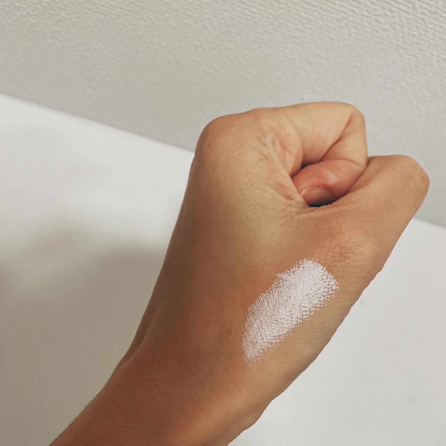 シルキースティックファンデーション/KAMIKA/その他ファンデーションを使ったクチコミ(3枚目)