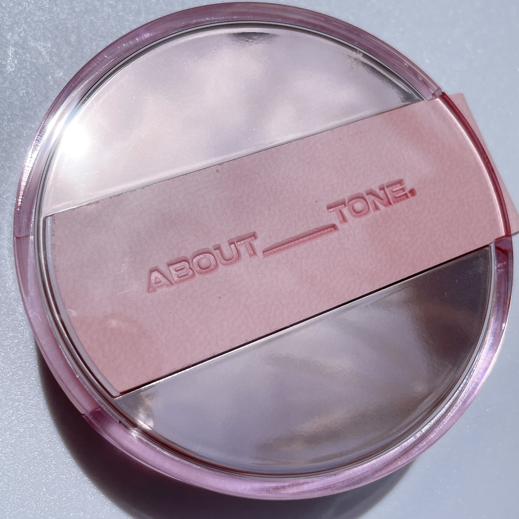 ザ・ブラーパウダーパクト/ABOUT TONE/プレストパウダーを使ったクチコミ（1枚目）