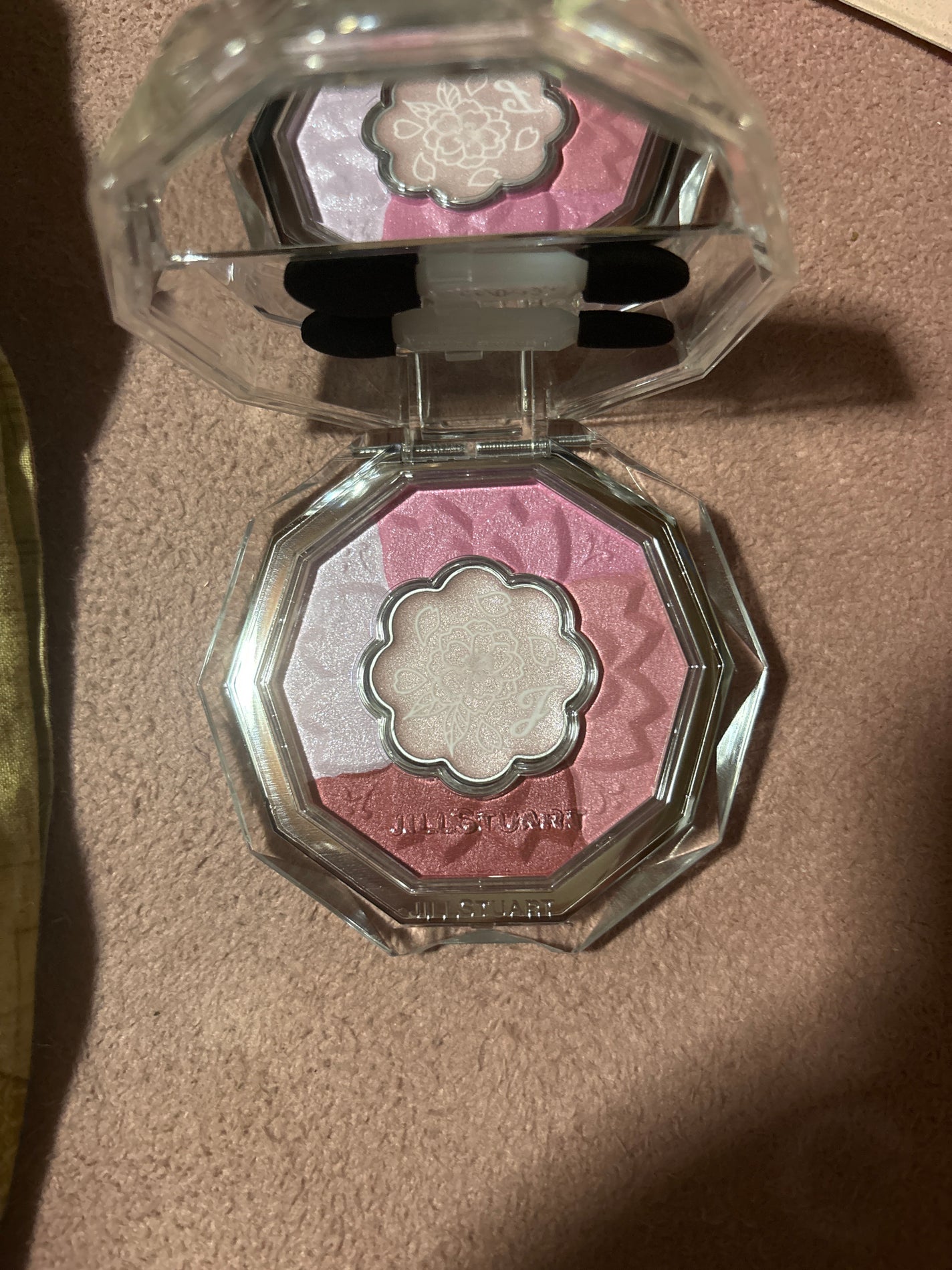 ジルスチュアート ブルームクチュール アイズ/JILL STUART/アイシャドウパレットを使ったクチコミ(2枚目)