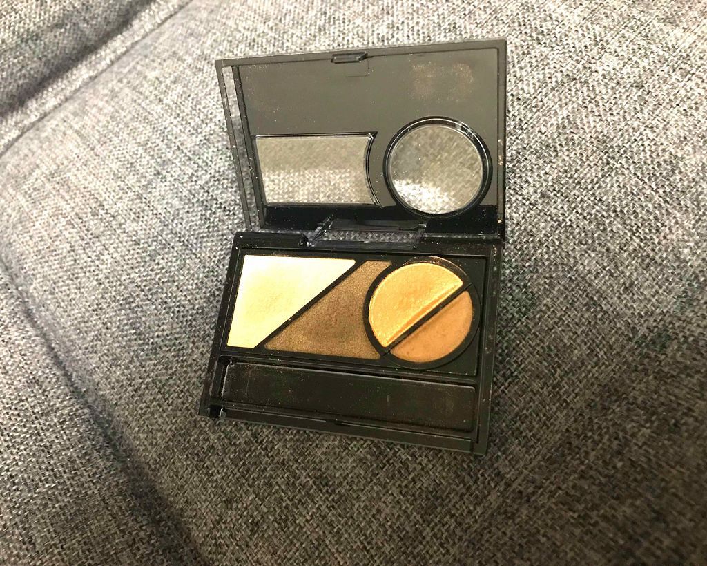 スモーキーラウンドアイズ/KATE/アイシャドウパレットを使ったクチコミ（2枚目）