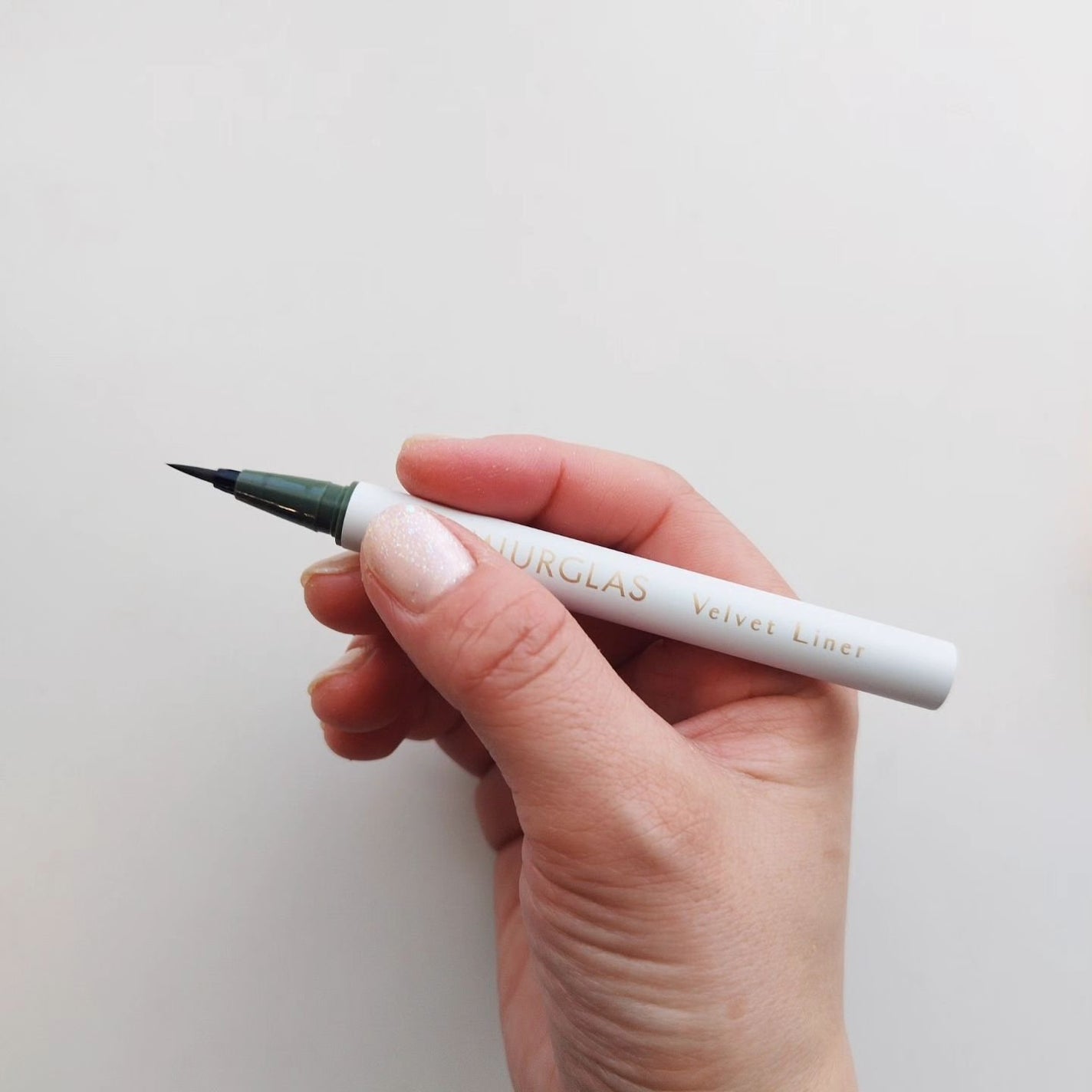 ベルベットライナー/LUMIURGLAS/リキッドアイライナーを使ったクチコミ(4枚目)