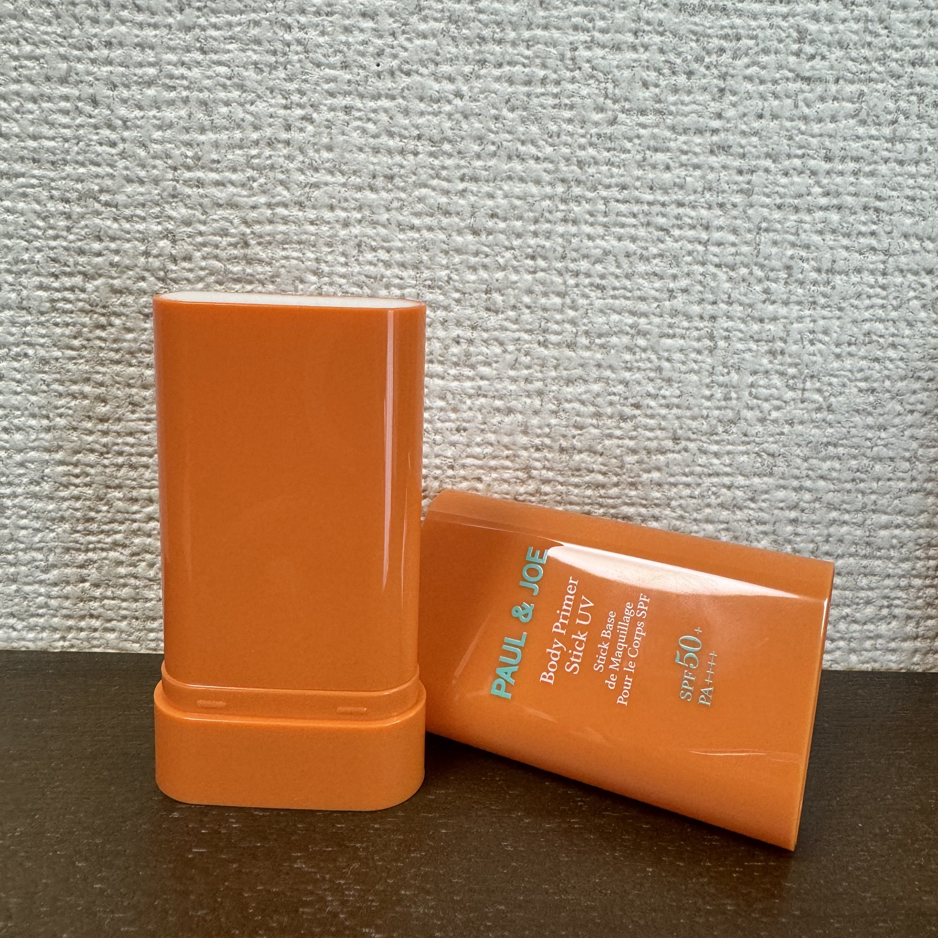 ボディ プライマー スティック UV/PAUL & JOE BEAUTE/日焼け止めスティックを使ったクチコミ（2枚目）