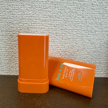 PAUL & JOE BEAUTE ボディ プライマー スティック UVのクチコミ「@コスメのプレゼント企画で頂きました!
スティックタイプの日焼け止めは初めてだったけど、ベタベ.....」(2枚目)