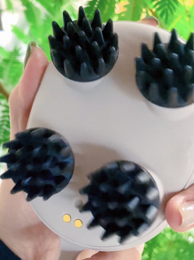 充電式EMSヘッドスパ ミニ/FESTINO/ヘッドマッサージャーを使ったクチコミ（3枚目）