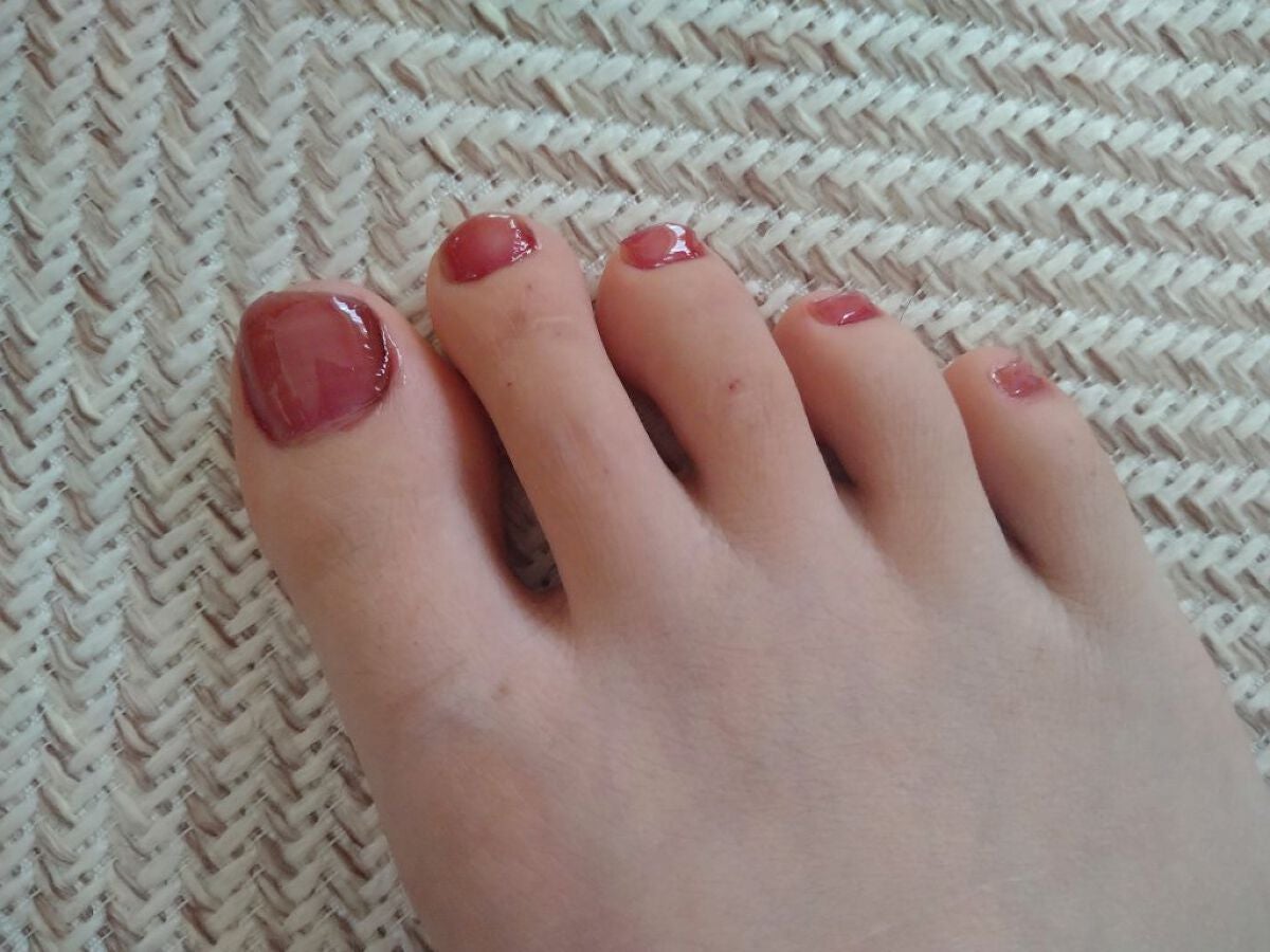 フレンドネイル(リニューアル品) /DAISO/マニキュアを使ったクチコミ(2枚目)