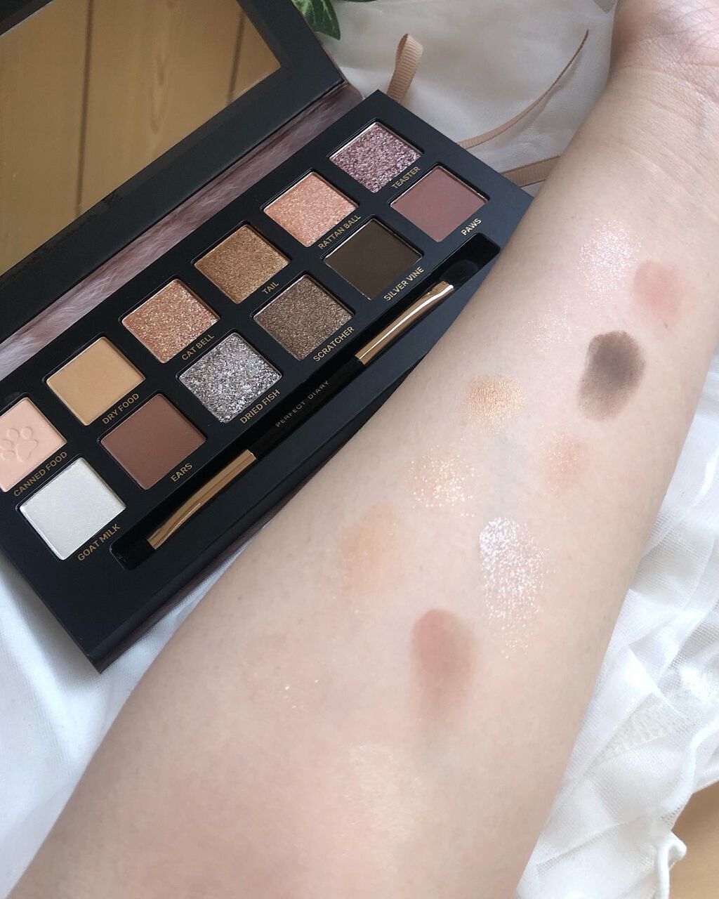 エクスプローラ12色 動物アイシャドウパレット/PERFECT DIARY/アイシャドウパレットを使ったクチコミ（3枚目）